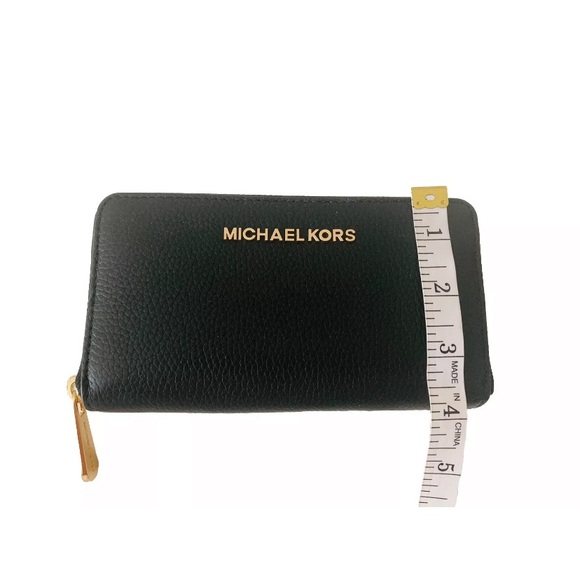 Michael Kors Genuine Leather Jet Set Zip Around Wallet Black Gold Tone Hardware - Picture 9 of 10
